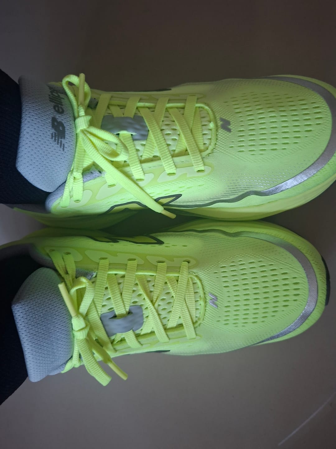 Customer photo review of New Balance Ellipse V1 Mujer Afterglow Lone Star Grey Black