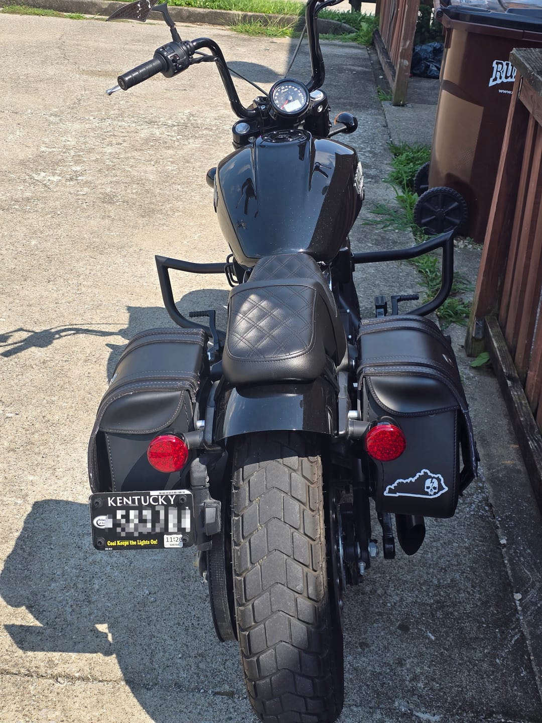 Customer photo review of SKULL LOGO STATE STICKERS