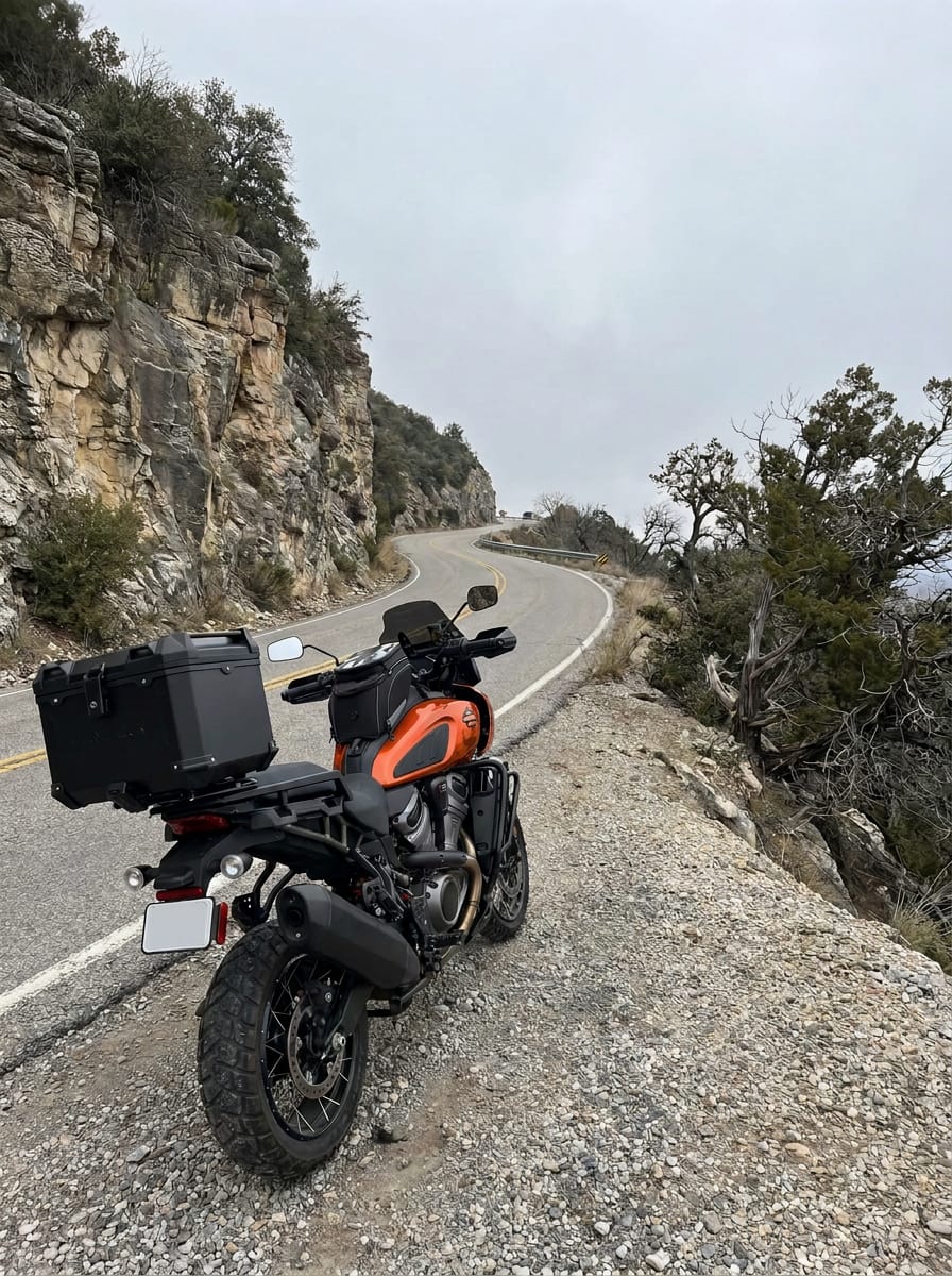 Customer photo review of 38L - Apex XL Harley Pan America RA1250/S Aluminum Top Case Black