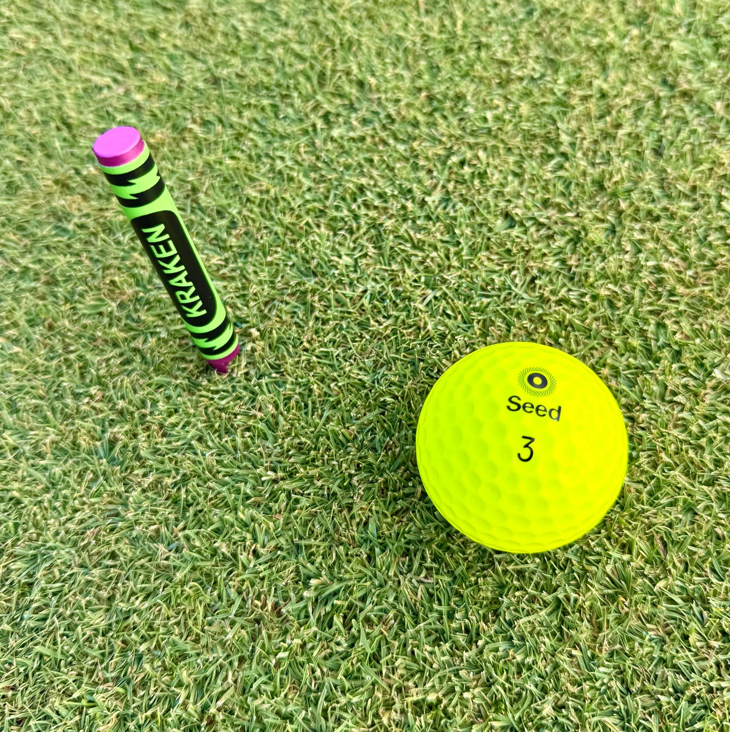 Customer photo review of 🍉 Slice Free Crayon Golf Divot Tool (Melon)