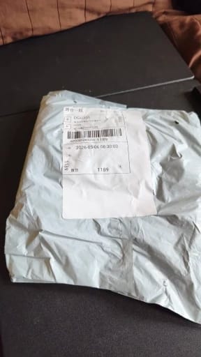 Customer photo review of Varyqon™ – Kompakte Crossbody Bag für Alltag und Reise