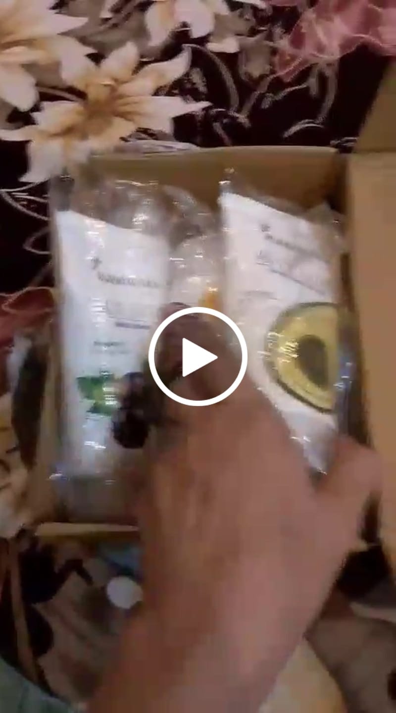 Customer video review of Facial Kit