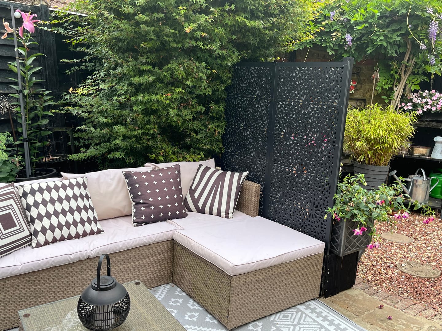 Customer photo review of Moucharabiya Medium Screen