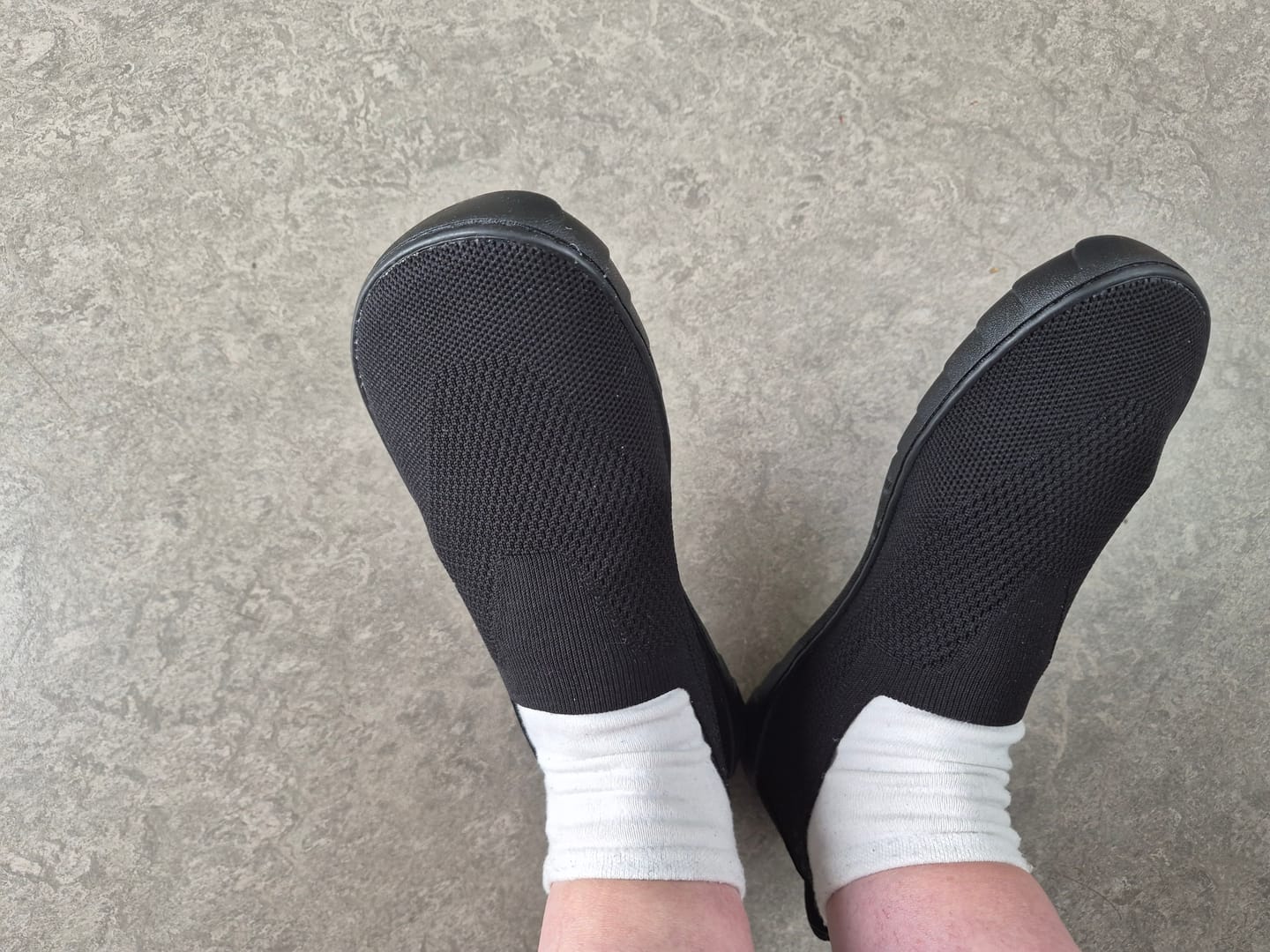 Customer photo review of Vaistoa Lempeä 3 | Knitted Barefoot Slip-ons