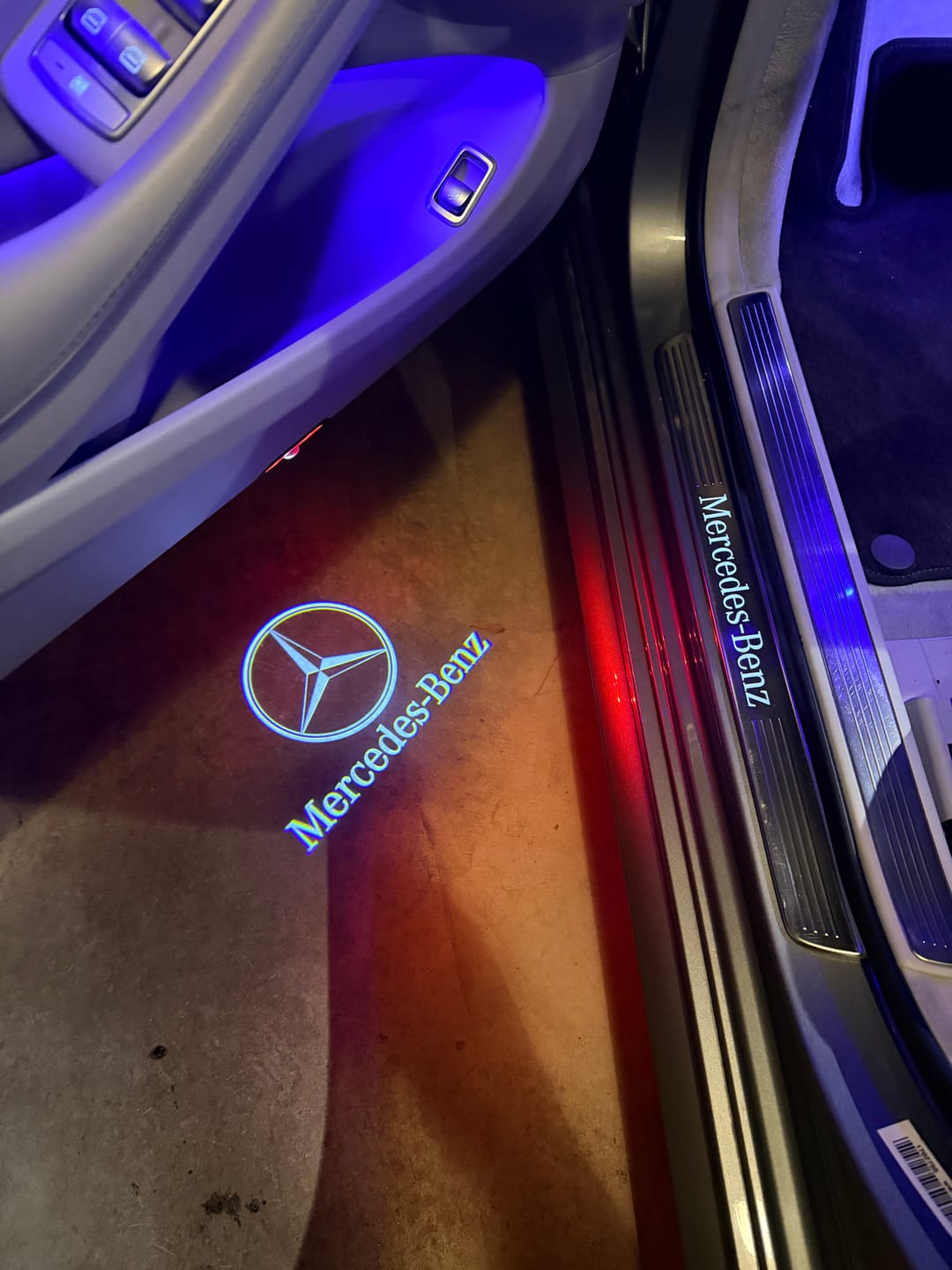 Customer photo review of MERCEDES DOOR LIGHTS