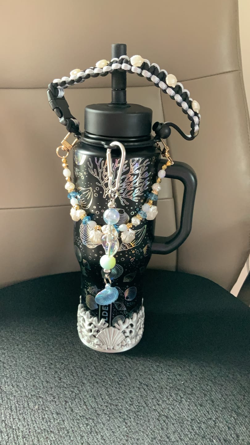 Customer photo review of Tumbler Necklace Jewelry - Coastal Cowgirl