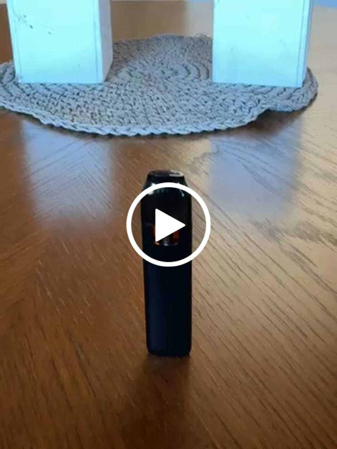 Customer video review of Cotton Candy - Premium Einweg THC Vape