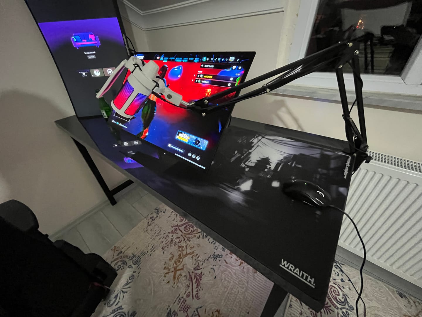 Customer photo review of Wraith Cyberglass Cam Mousepad