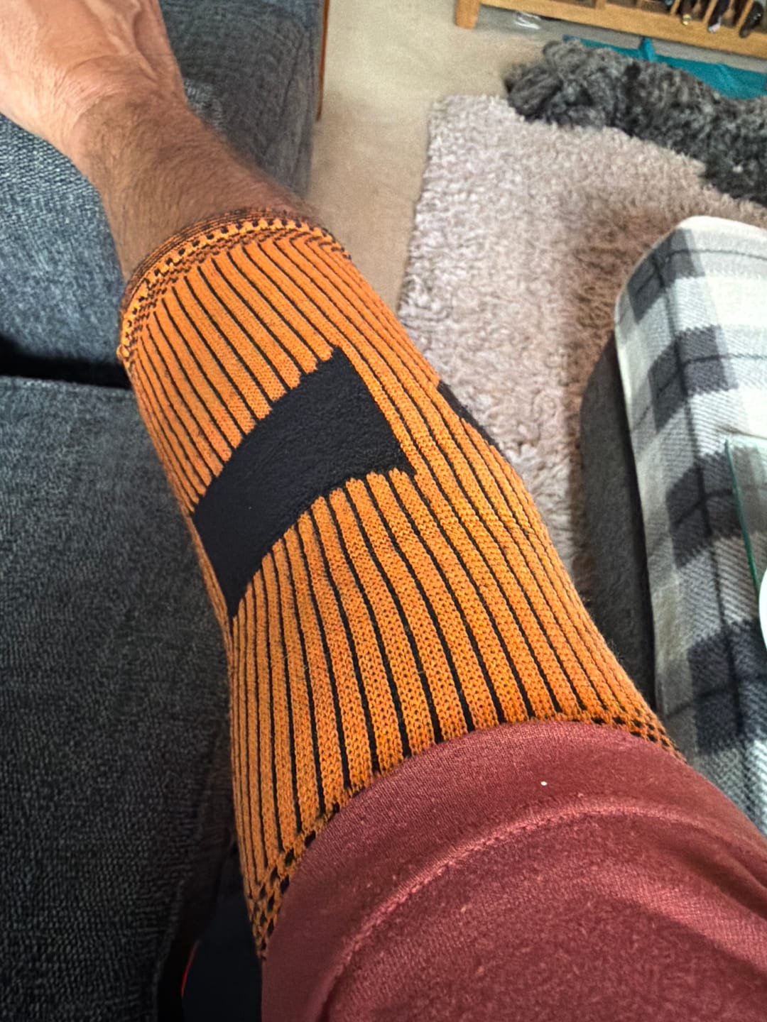 Customer photo review of Pair of Elbow Supports For Tennis Elbow Recovery