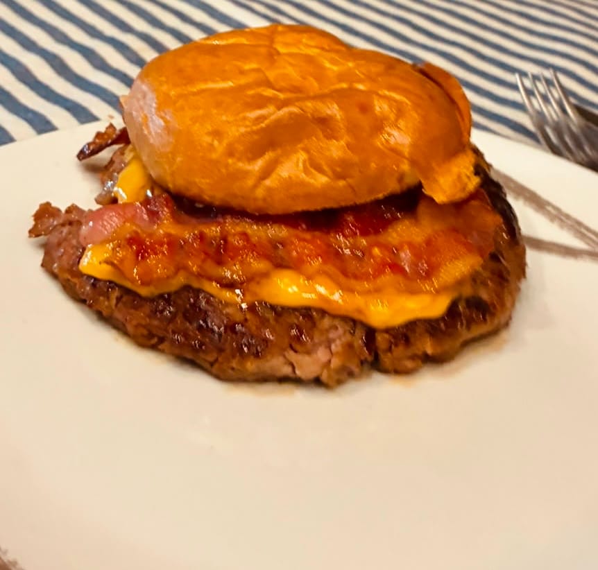 Customer photo review of FrisBOX, la box estiva con bun per hamburger e non solo