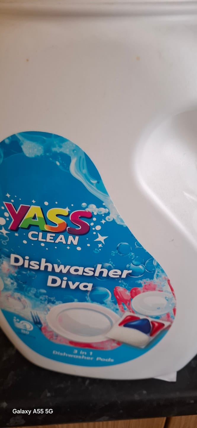 Customer photo review of Laundry Pods