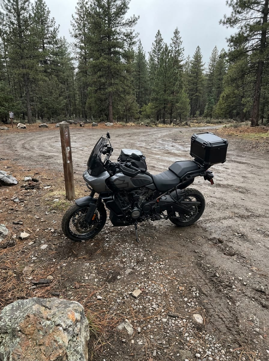 Customer photo review of 38L - Apex XL Harley Pan America RA1250/S Aluminum Top Case Black