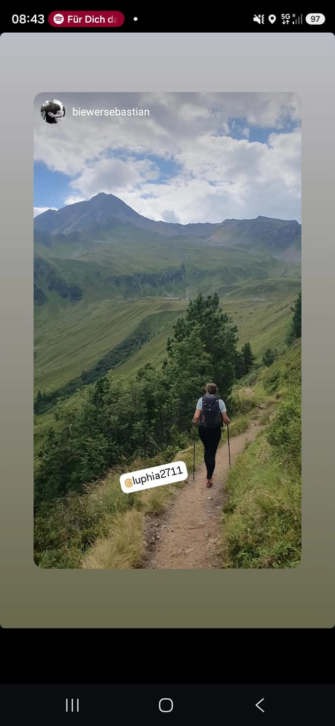 Customer photo review of Tofana