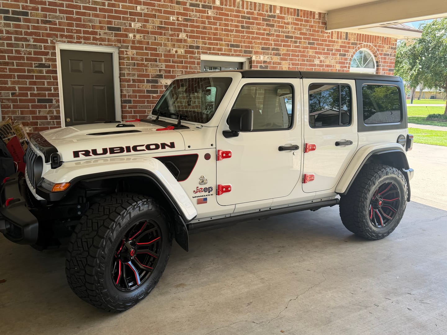 Customer photo review of JEEP Wrangler Emblem Overlay Decal Set | Fits JL, JK, TJ & YJ