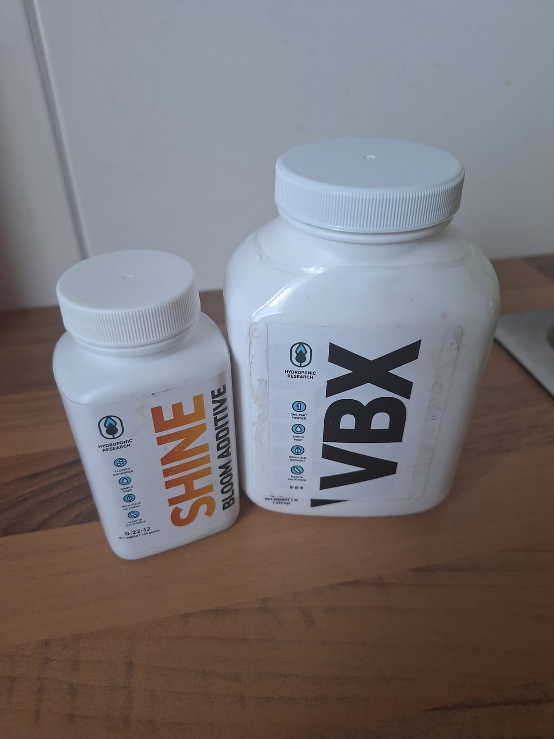 Customer photo review of Premium Pulverdünger | VBX + SHINE für Erde & Hydro