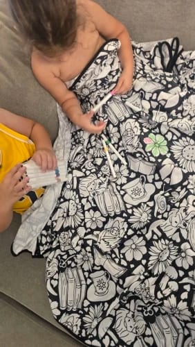 Customer photo review of CozyCanvas™ - Ontspan, kleur en kruip daarna onder je eigen creatie.