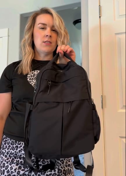 Customer photo review of Carrier MiniMax- תיק גב מיני מרווח