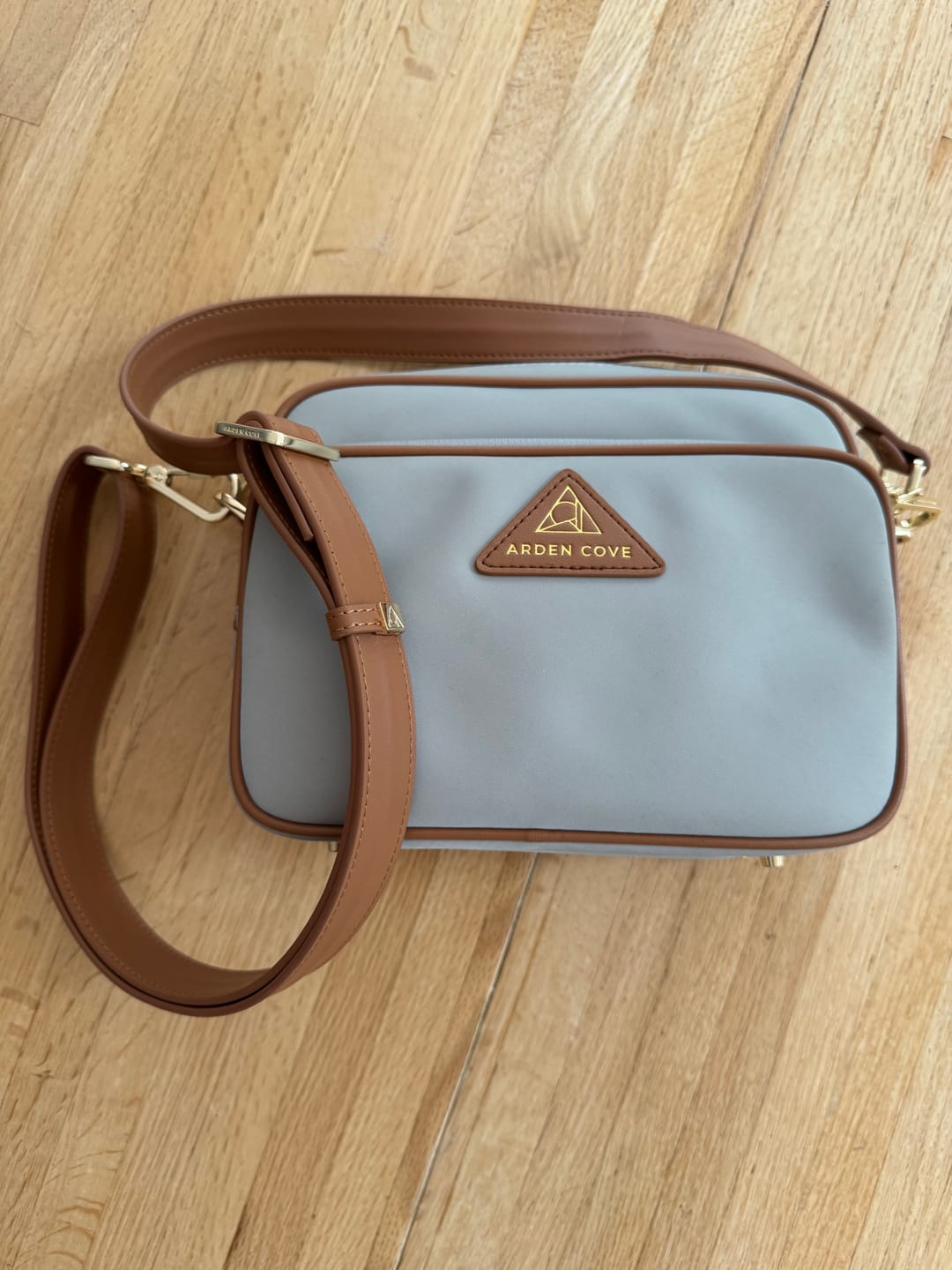 Customer photo review of Crissy Full Crossbody with Locking Clasps Strap