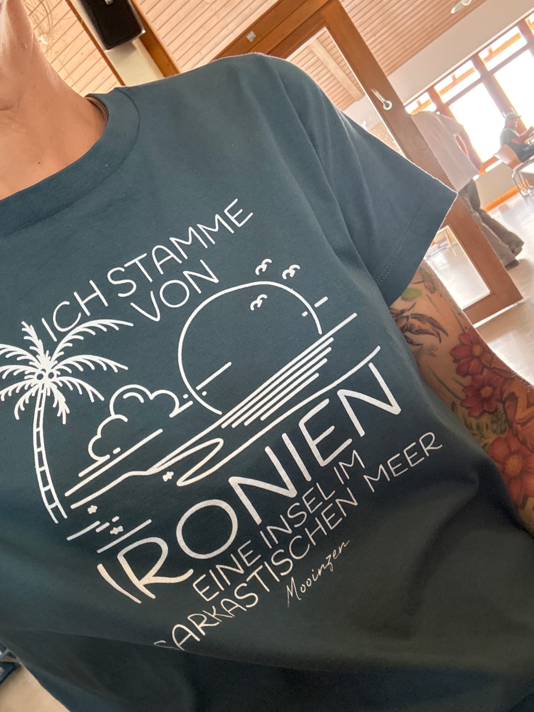 Customer photo review of Ich habe mich entschieden vielleicht · Damen Premium Bio T-Shirt 2.0