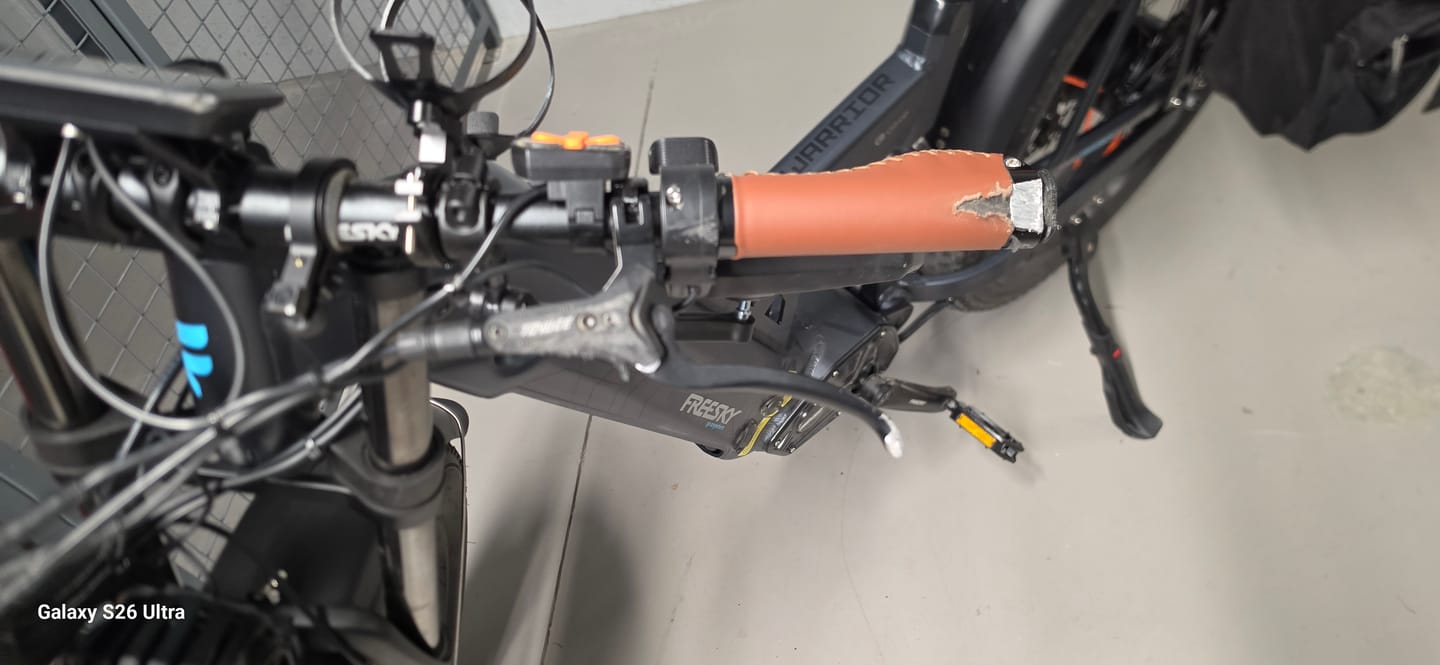 Customer photo review of Rear Air Shock 1000 Ibs