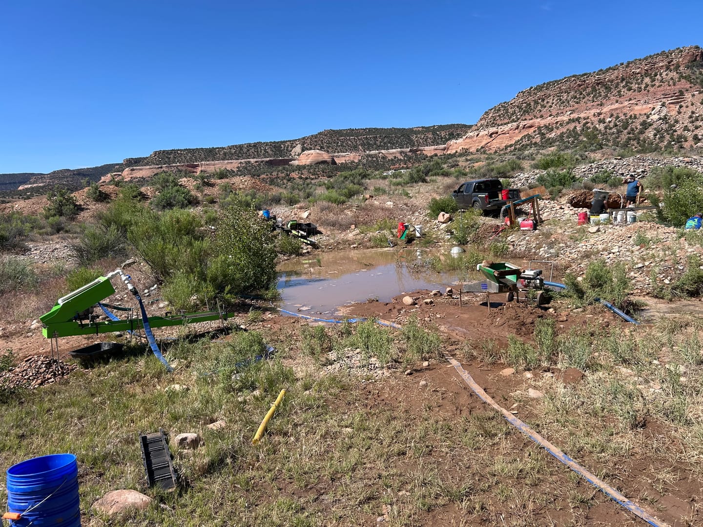 Customer photo review of 6X42 Transformer Sluice Box with Dream Mat | Gold Mining Equipment