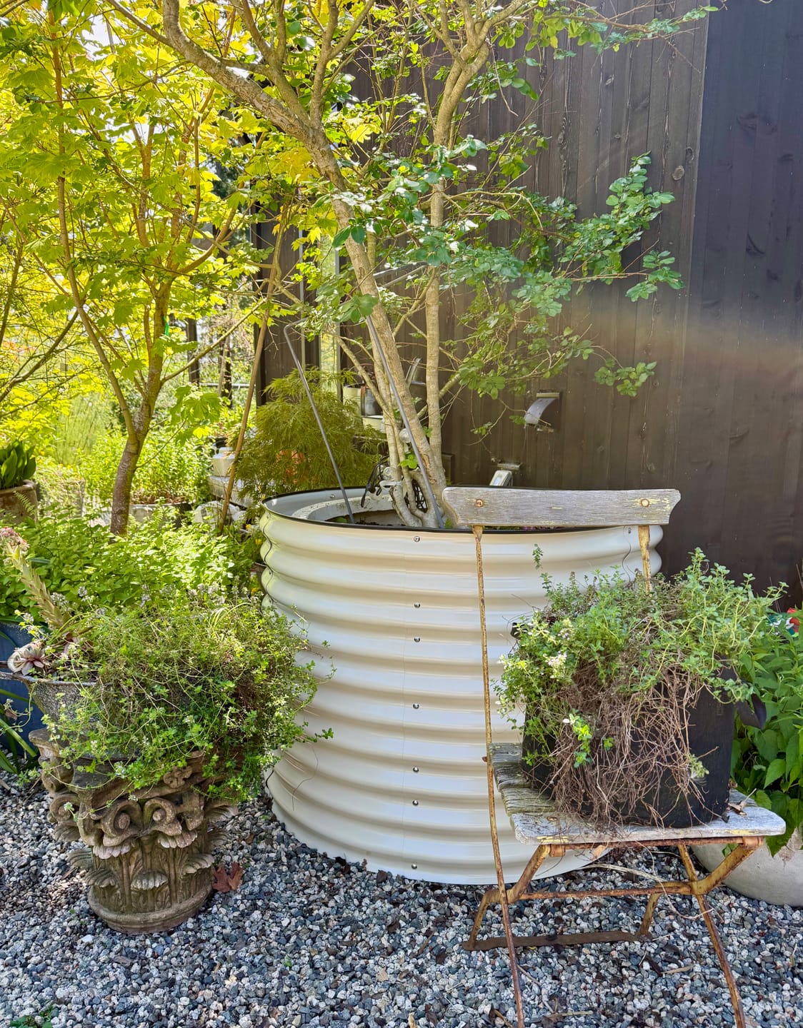 Customer photo review of 32" Tall Large Round