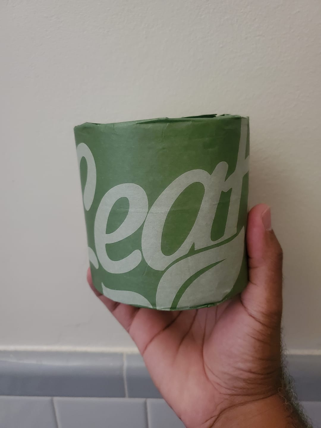 Customer photo review of Leafy EarthSoft Bamboo - 12 roll 2 ply