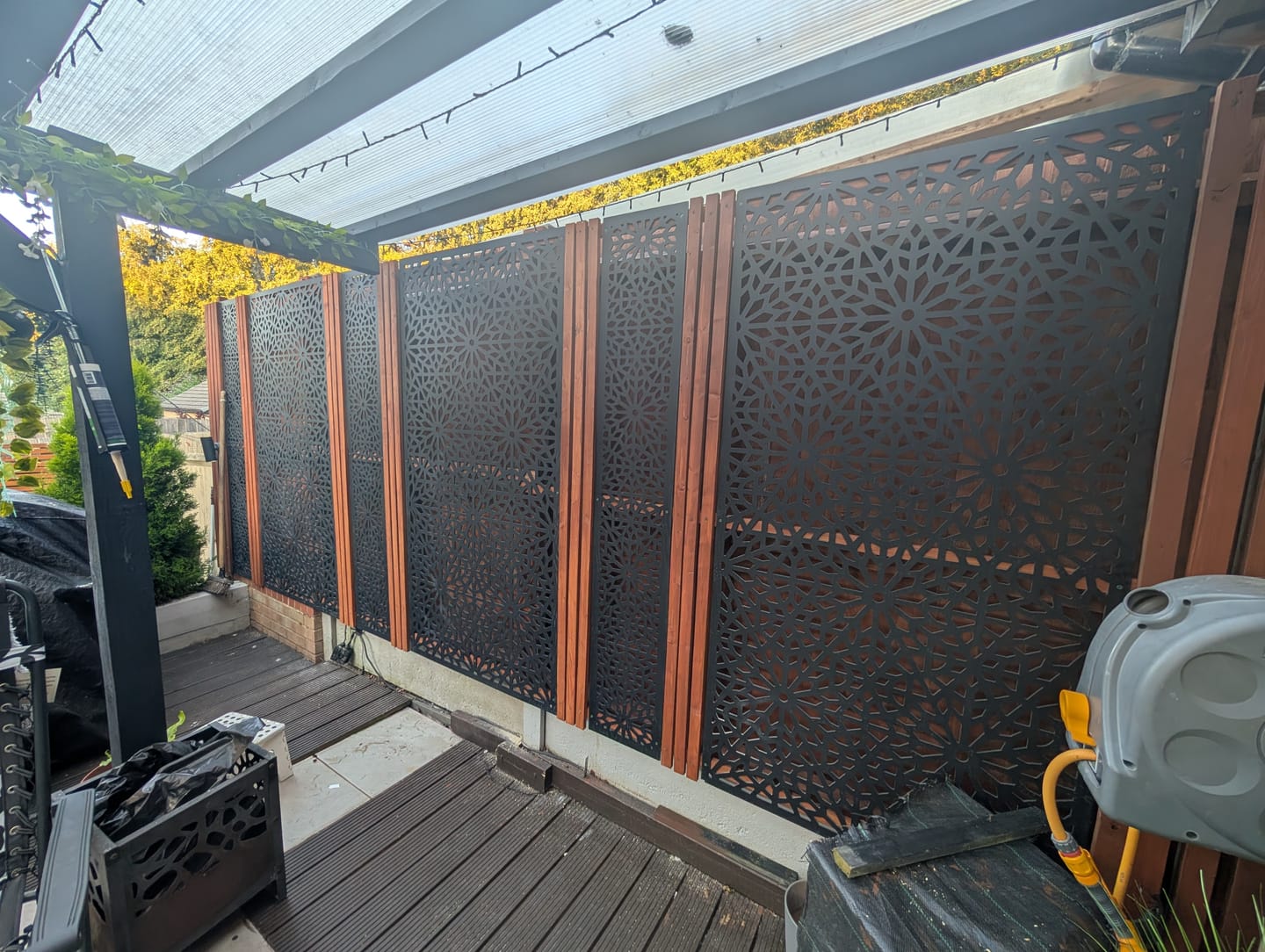 Customer photo review of Moucharabiya 3 Black Large Screens & 3 Trellis Bundle - 5mm