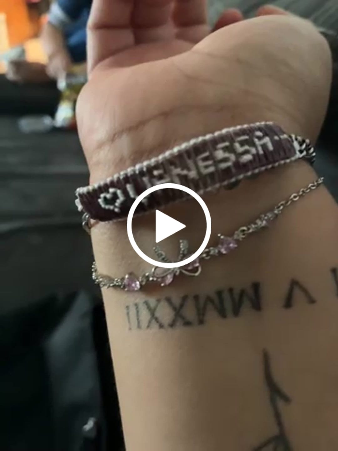 Customer video review of Bow Bracelet