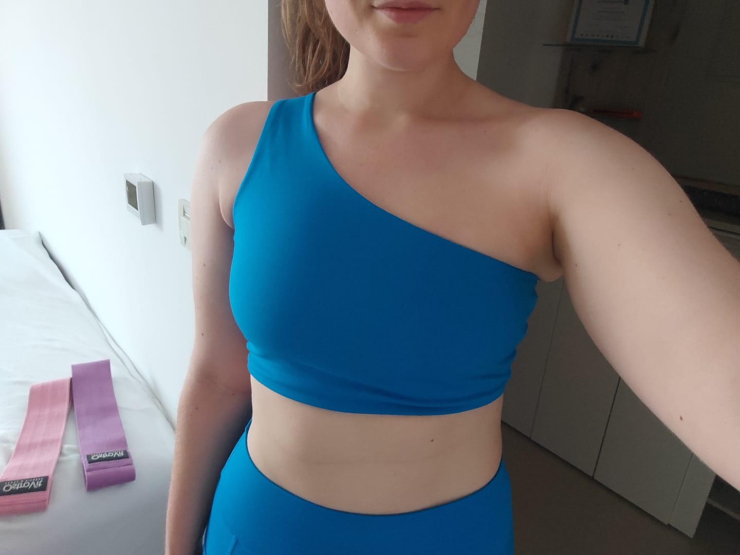 Customer photo review of BOLD One-Shoulder Longline Bra