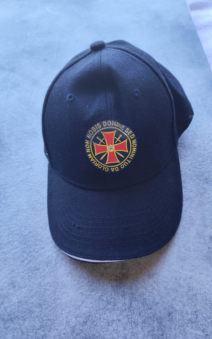 Customer photo review of Casquette Non Nobis