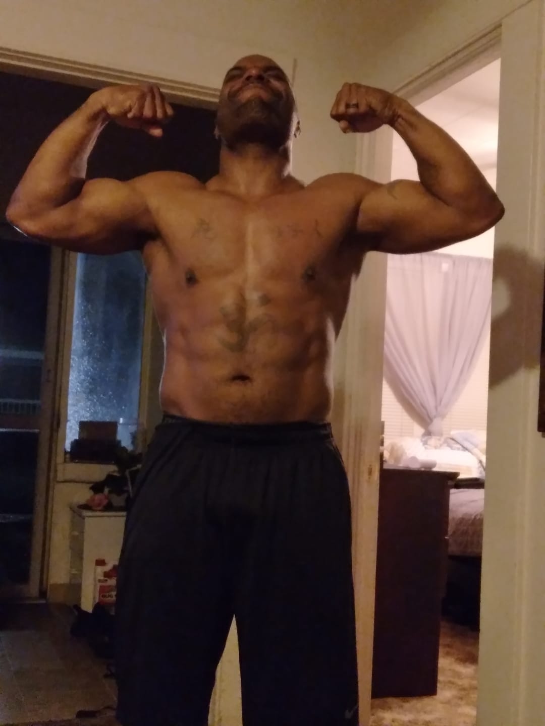 Customer photo review of 🎁 Add 2 Inches to Your Arms: The 1,000-Rep Gauntlet Workout Program (100% off)