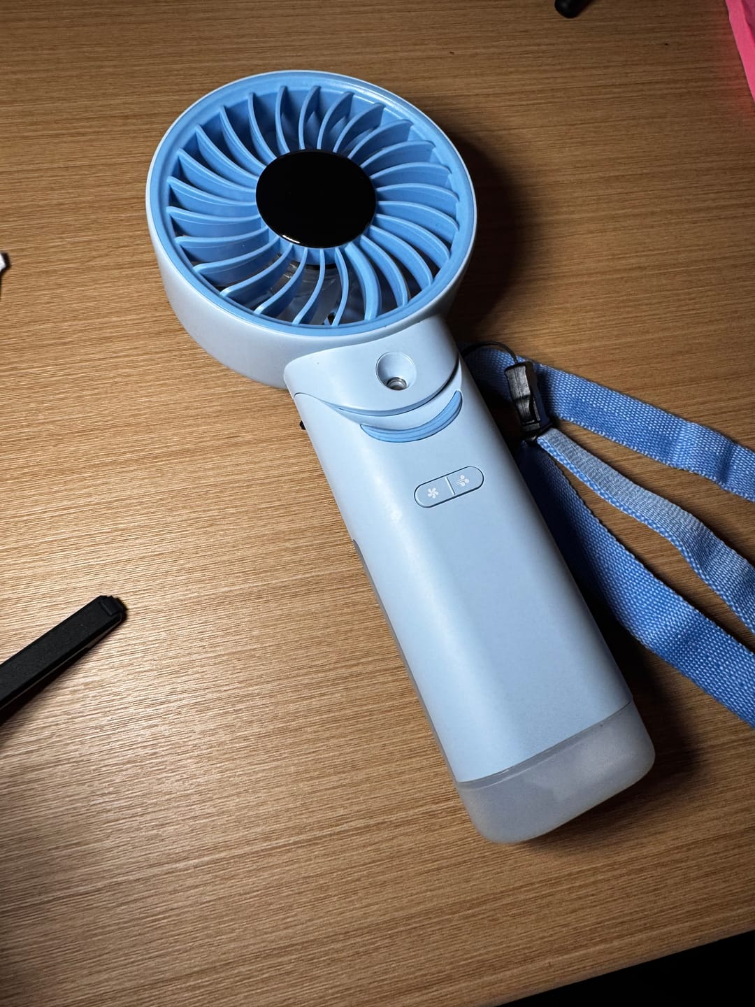 Customer photo review of izzCool 30 (Blue) - Foldable Air Conditioner Fan (3,500mAh)