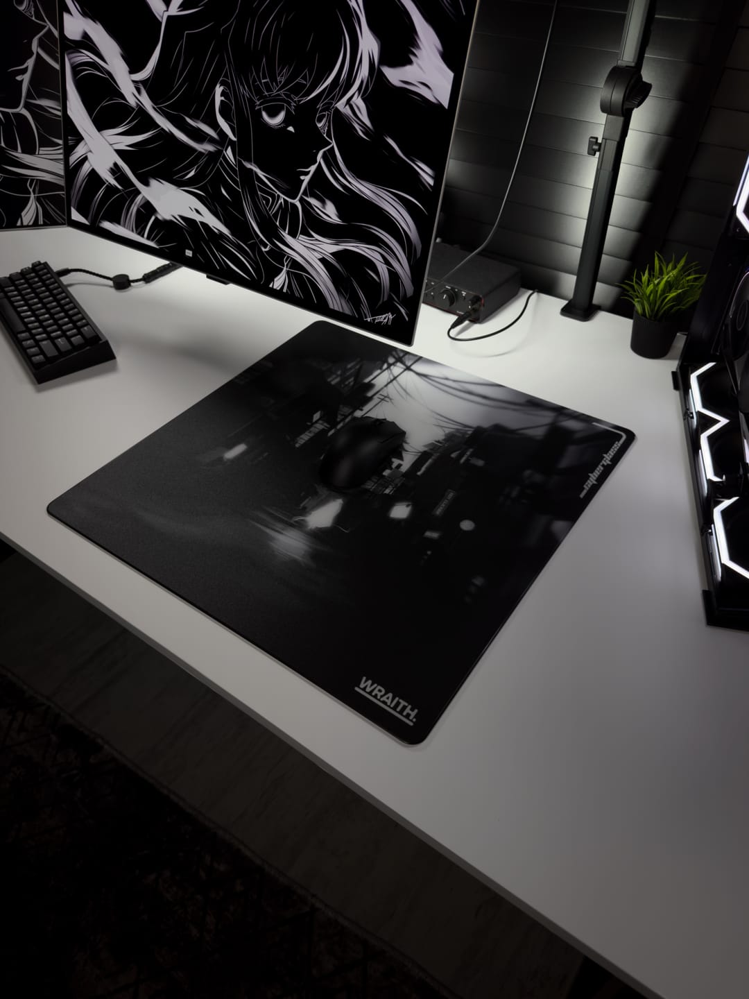 Customer photo review of Wraith Cyberglass Cam Mousepad