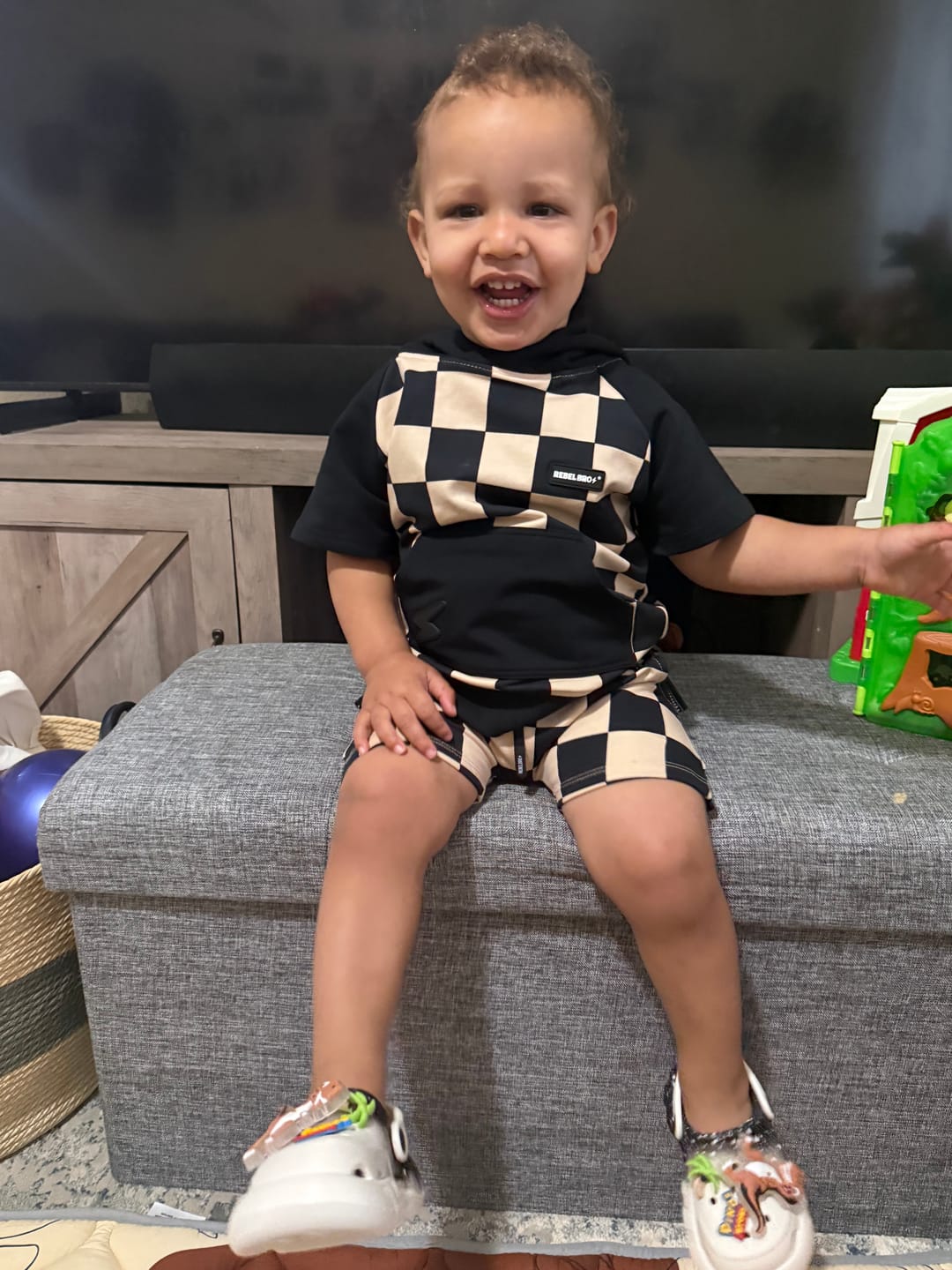 Customer photo review of Short Sleeve Hoodie in Taupe + Black Checkered