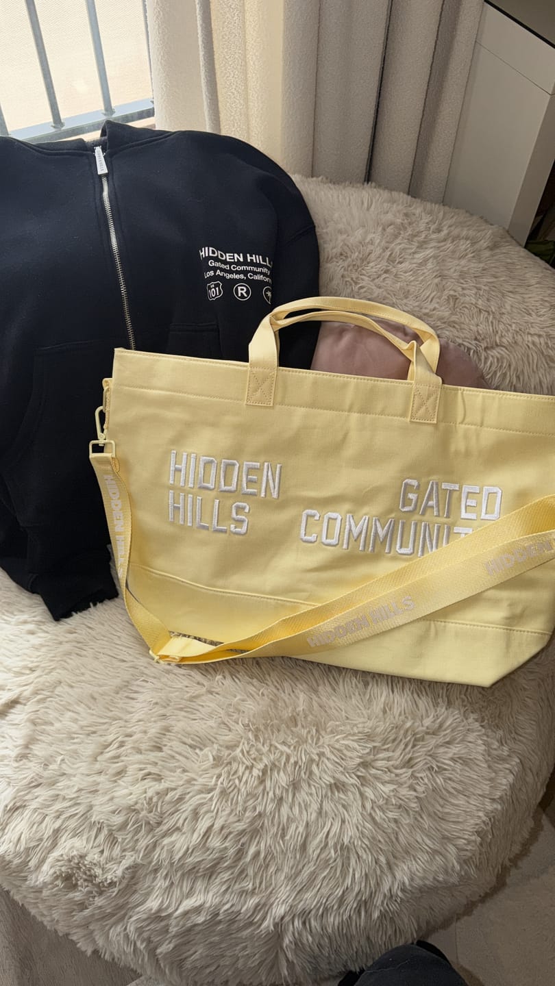 Customer photo review of GATED COMMUNITY CANVAS SHOPPER BAG BUTTER YELLOW