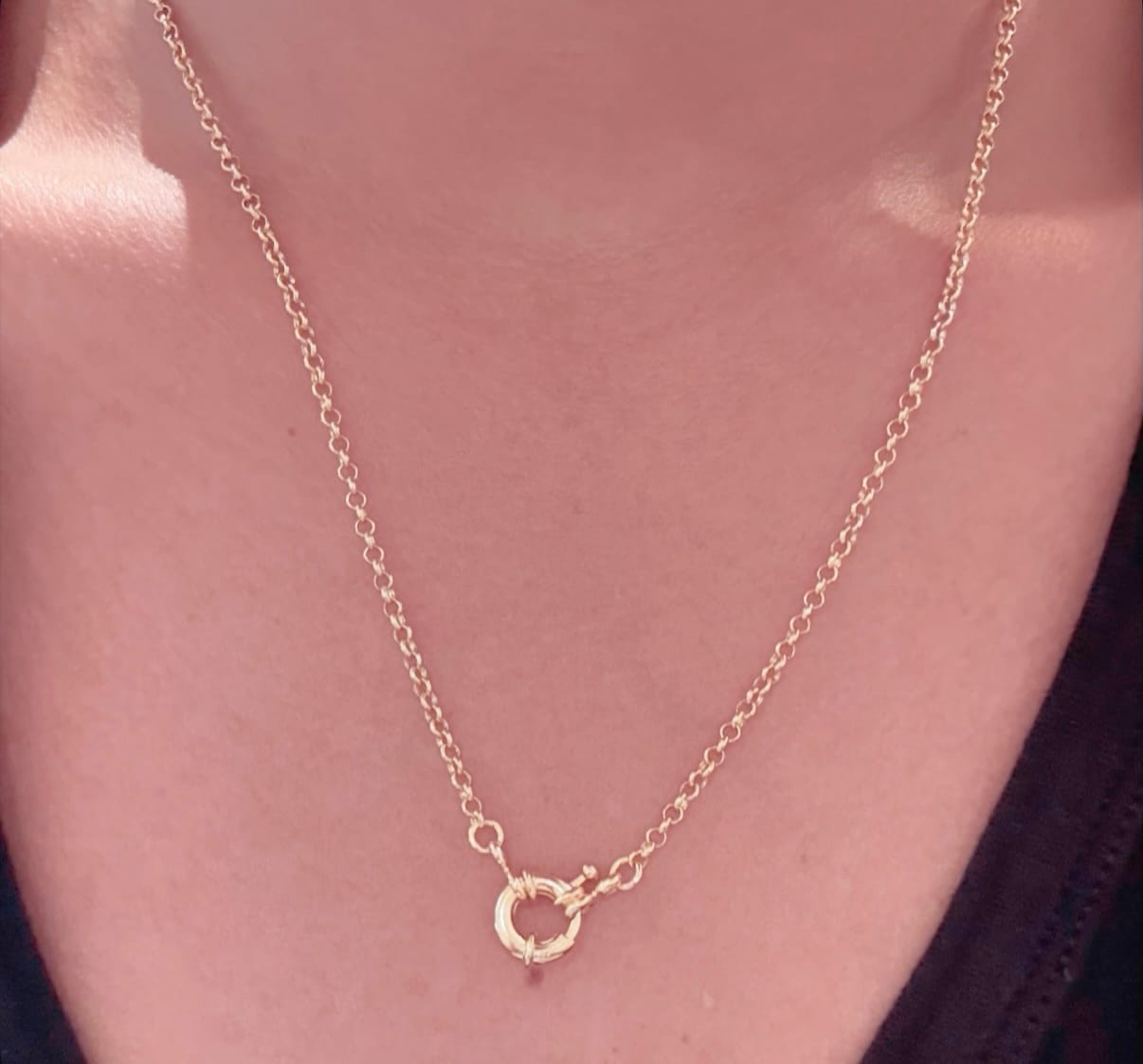 Customer photo review of Front Clasp Rolo Chain Necklace