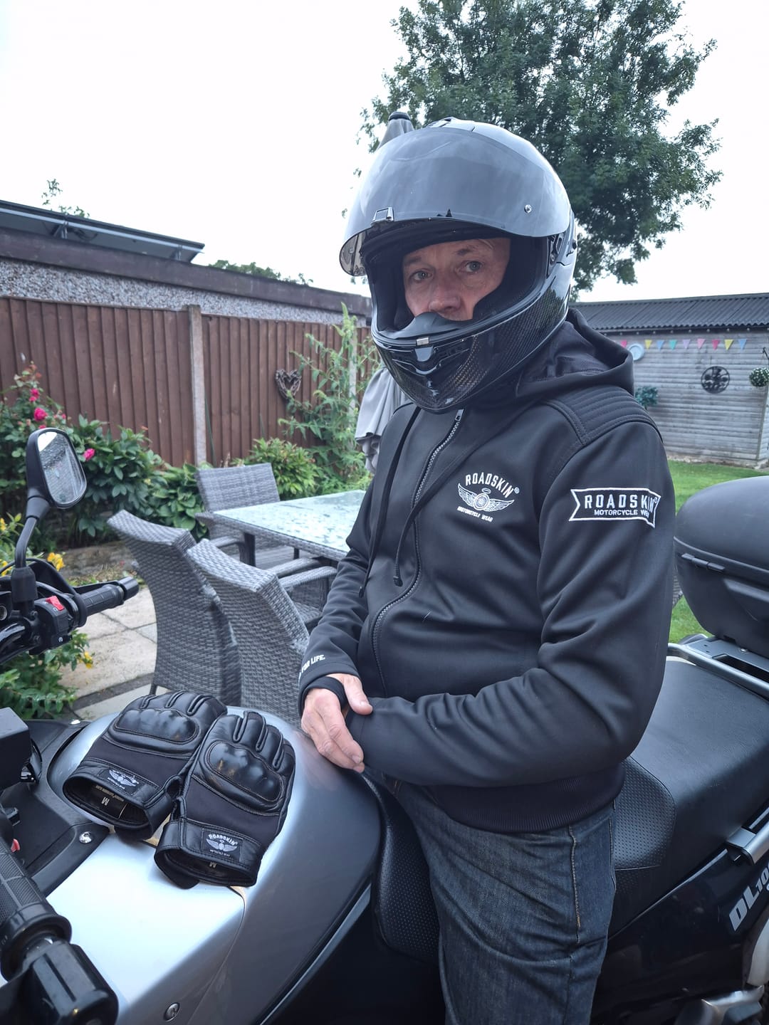 Customer photo review of Motorcycle Armoured Hoodie - Easyrider II