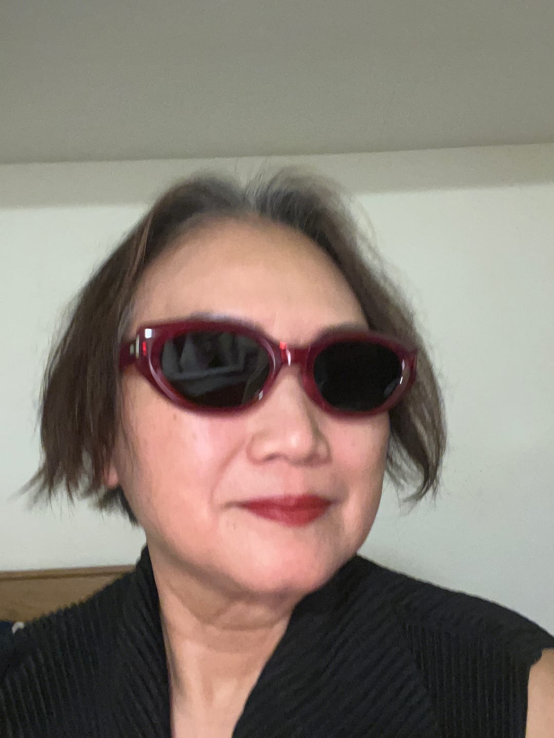 Customer photo review of Cat-Eye Sunglasses UV 400 FD024/FD315