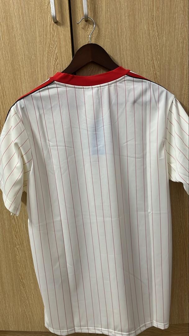 Customer photo review of Camisola Retro Benfica - Icon Jersey