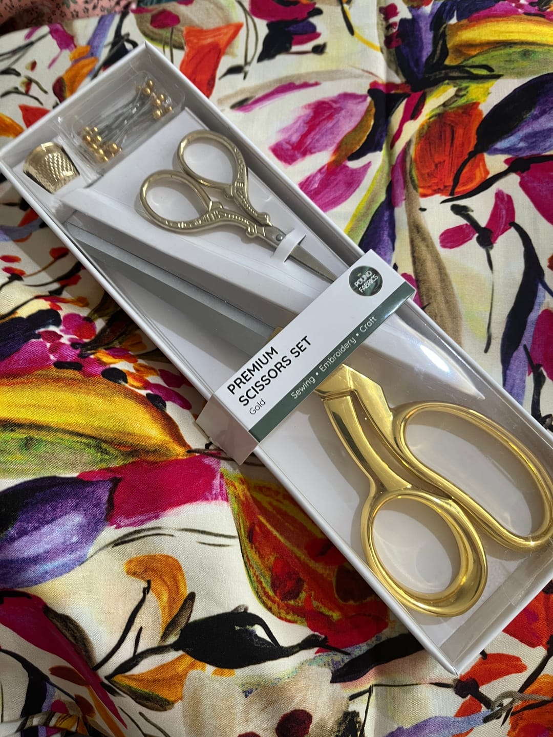 Customer photo review of Premium Scissors Set