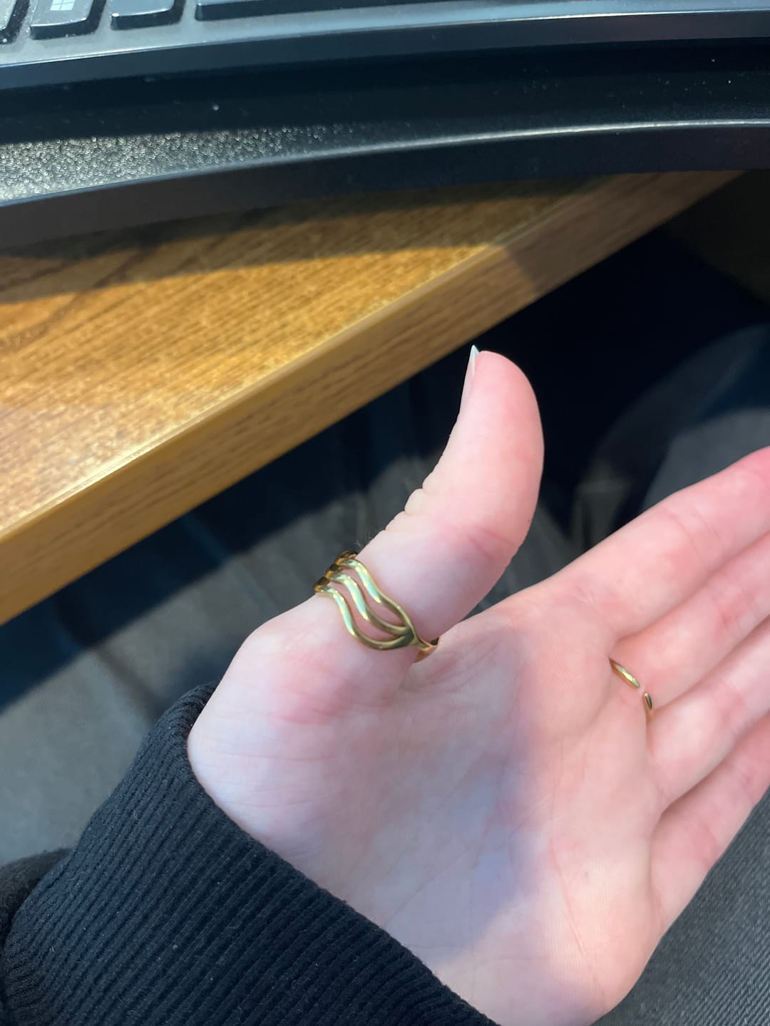 Customer photo review of Wave Trio Ring (Bundle)