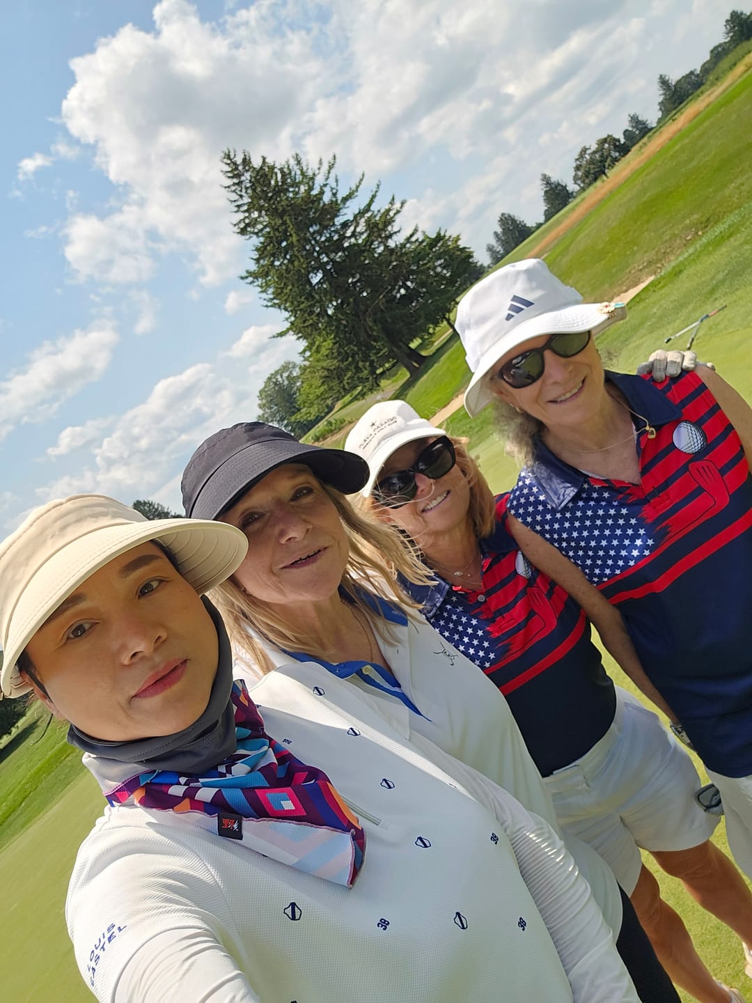 Customer photo review of American Flag Women's Sleeveless Golf Shirt, Patriotic Golf Shirts For Women GE0268