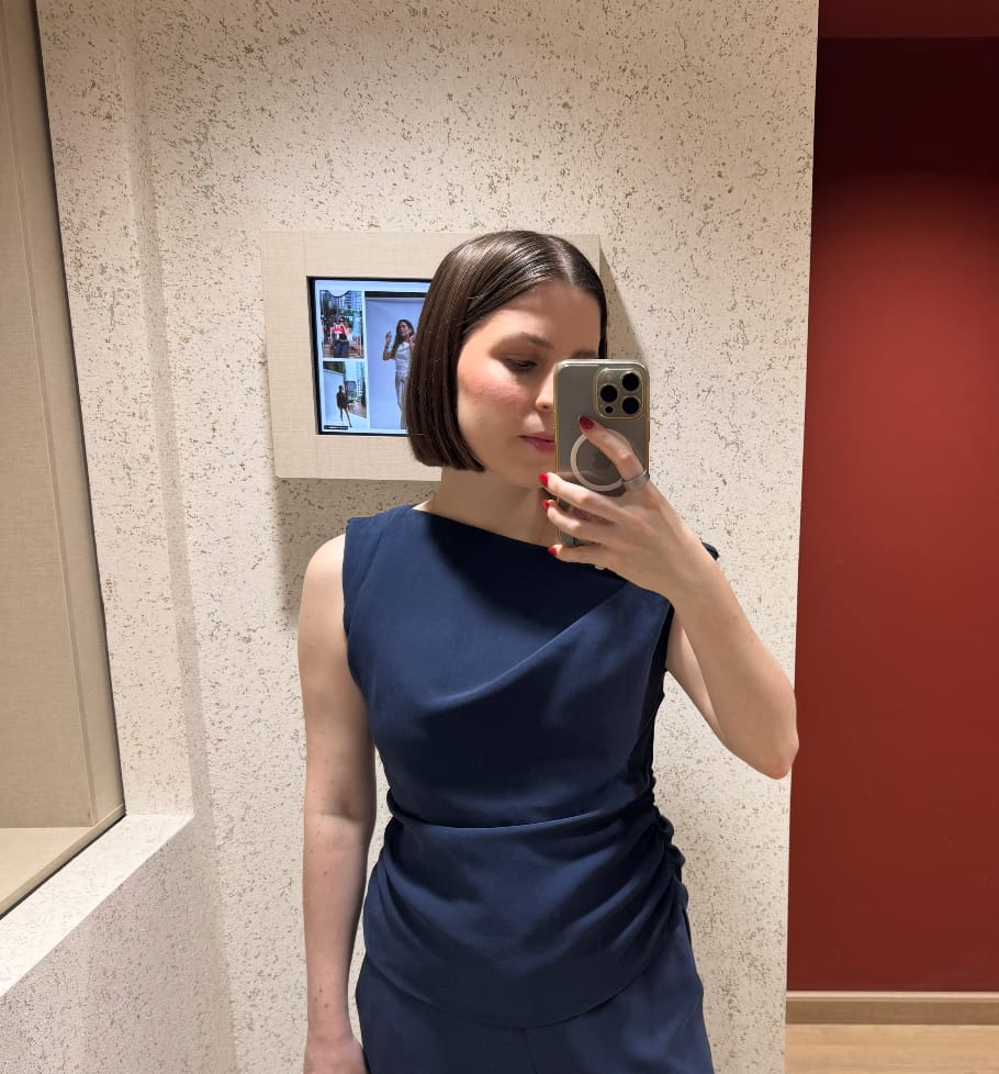 Customer photo review of Top Sin Hombro Twist Tailored