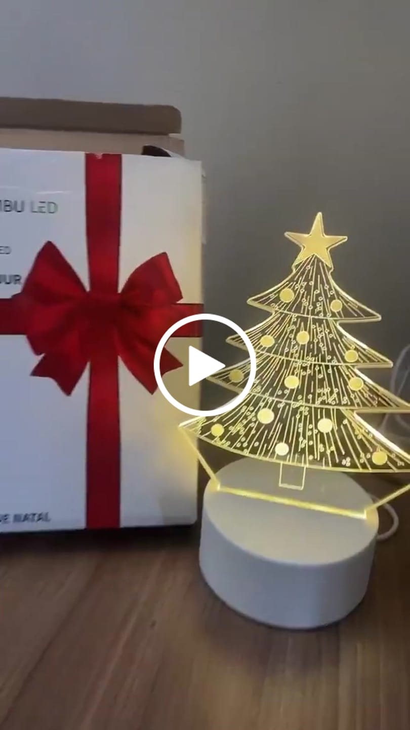 Customer video review of Luminária de Mesa LED 3D Árvore de Natal