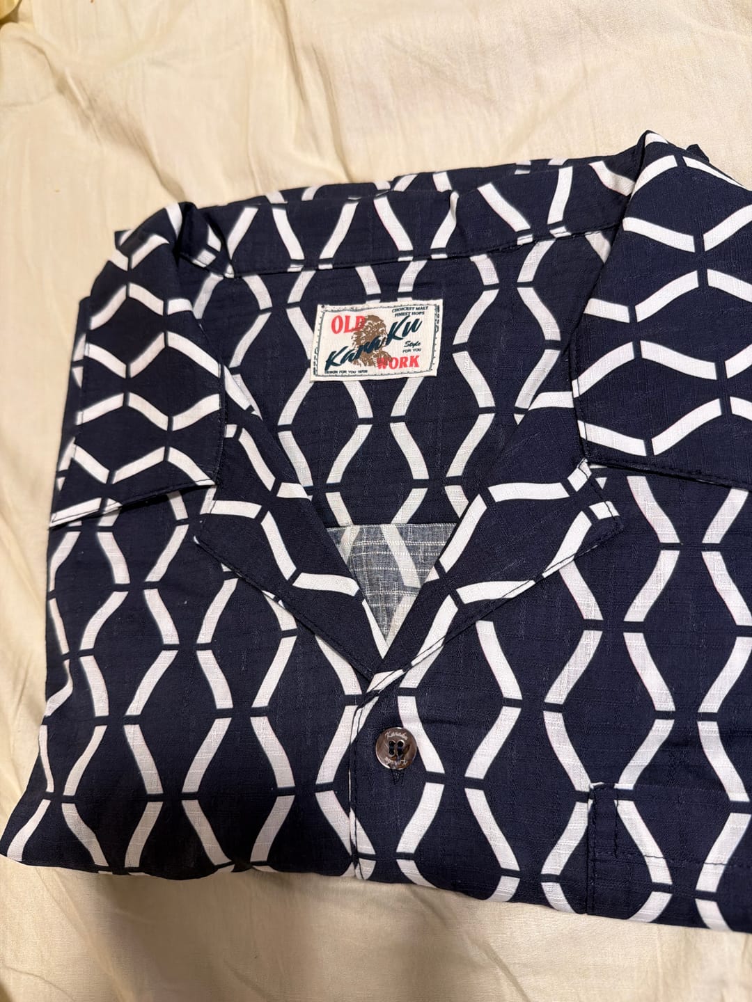 Customer photo review of 幾何学柄プリント入りキューバカラーアロハシャツ