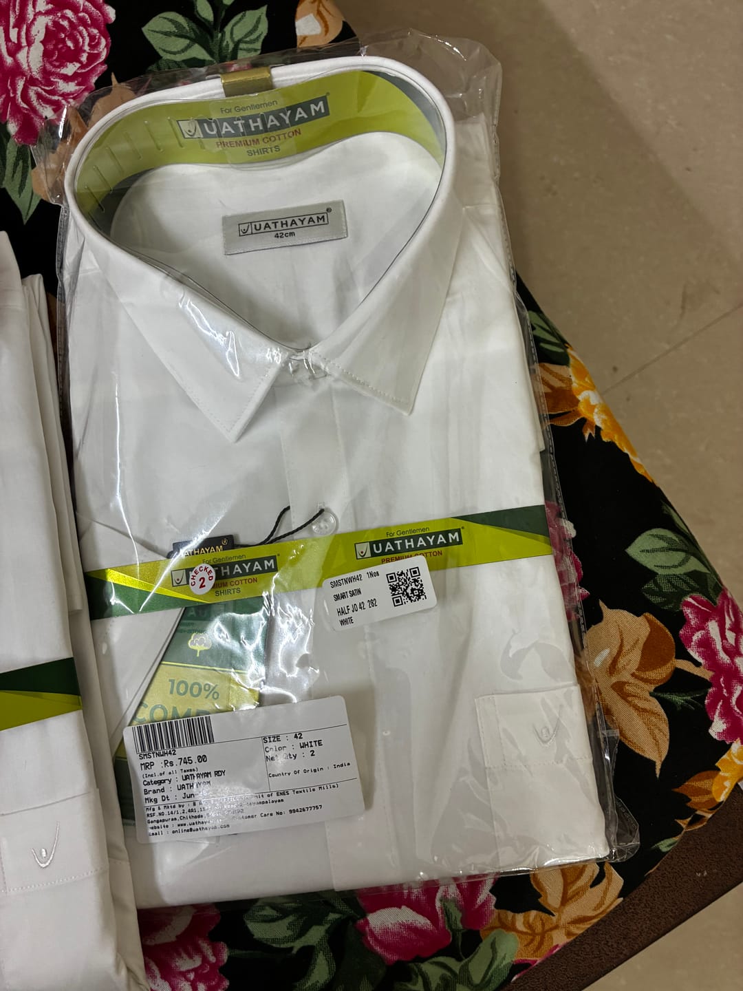Customer photo review of Smart Satin - 100% Cotton Formal White Shirt For Men | Uathayam