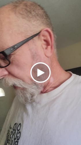 Customer video review of Classic Nicotine Pouches
