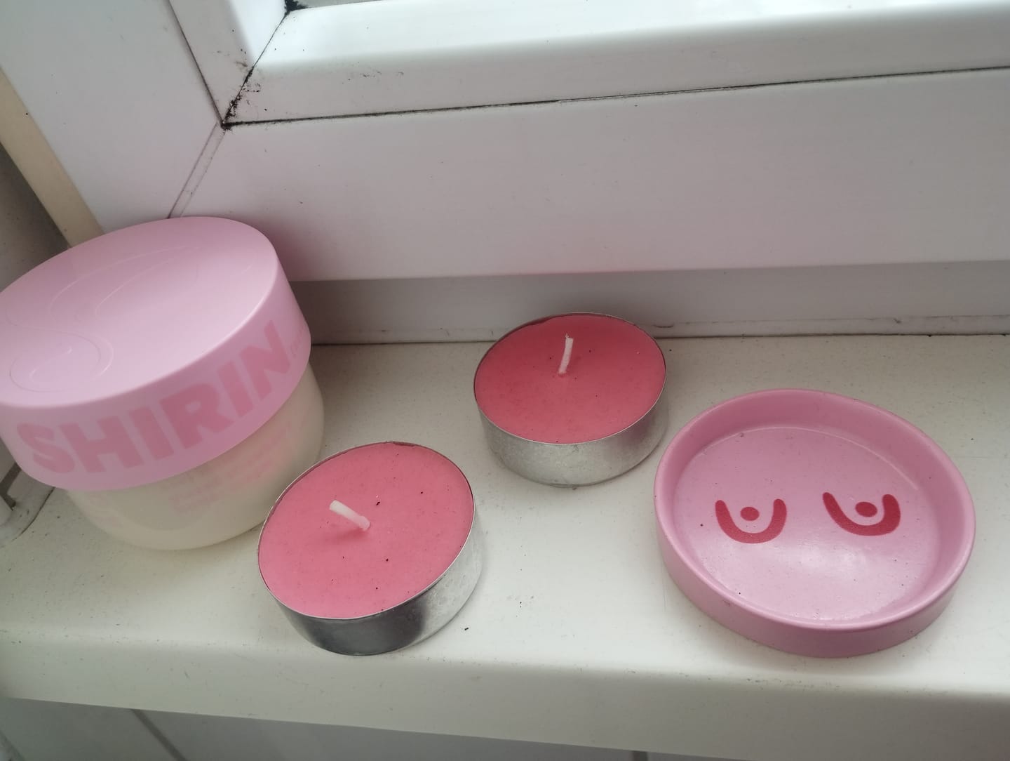 Customer photo review of Body Butter Glazed Strawberry Butter Cream