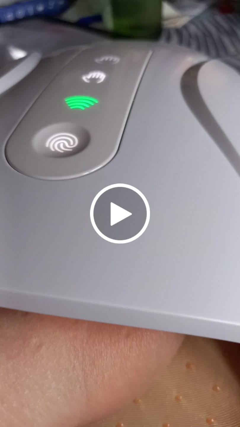 Customer video review of HandCare+ Regeneráló Kézmasszírozó